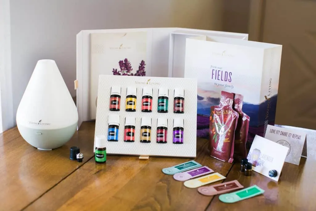 Want to learn how to get started with essential oils? Getting started with essentail oils is easy when you purchase the Young living starter kit. It’s great for beginner essential oil users. Young living starter kit oils. byoilydesign.com YL member # 3177383