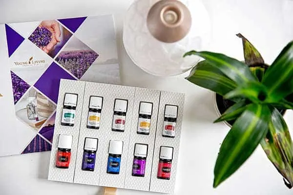 2019 young living premium starter kit with desert mist diffuser