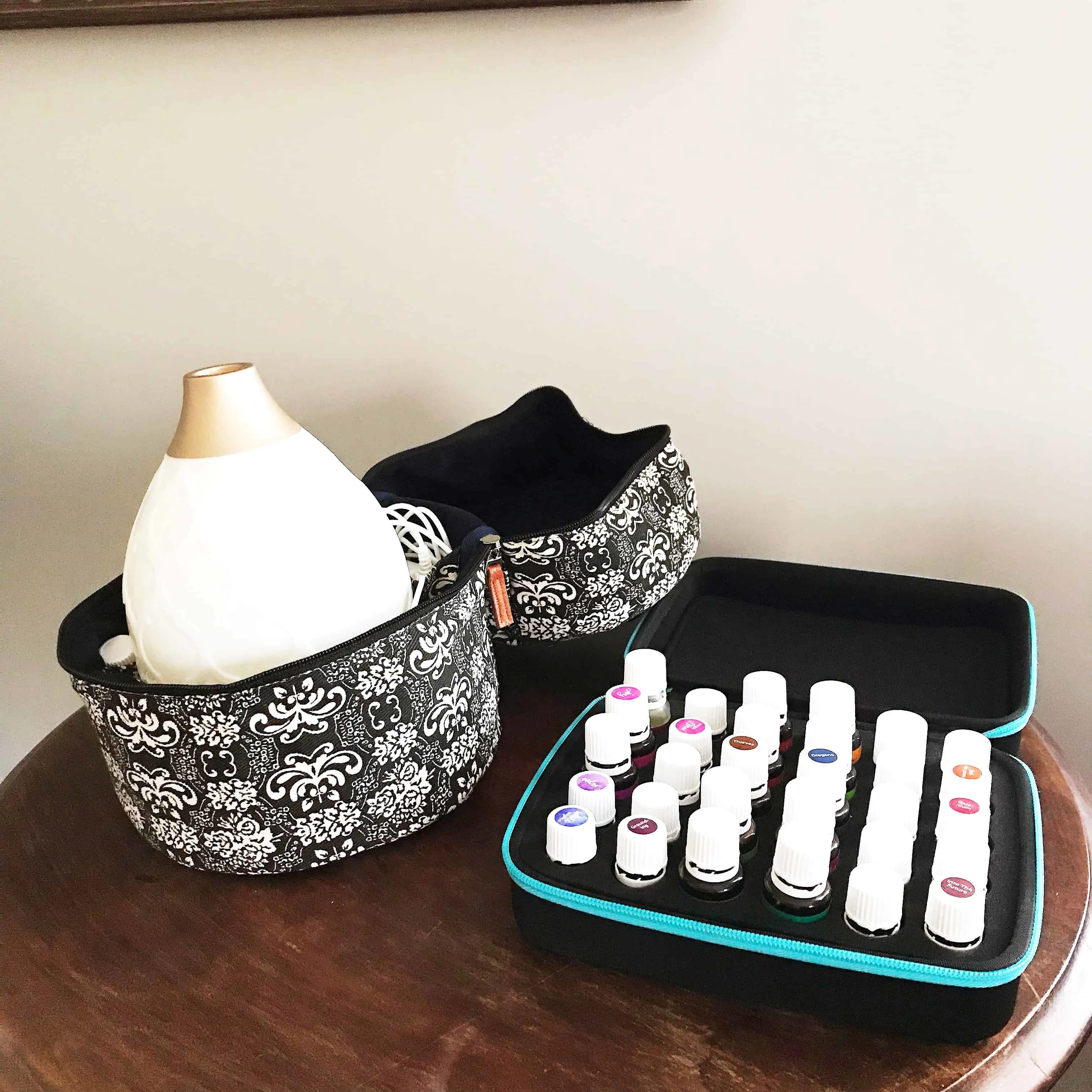 Essential oil diffuser case and oil case that are perfect for travel.